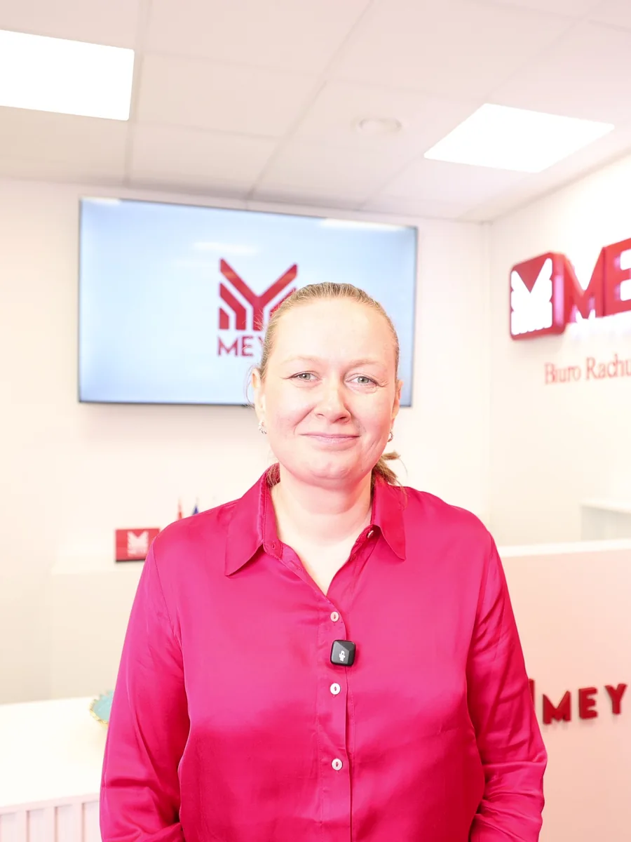 Mrs Marta — CEO · Директорка з бухгалтерії та HR